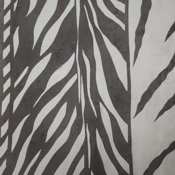 LIZ CLAIBORNE Vintage Sheer Scarf for Neck, Purse, Headband (Black/White) - Picture 8 of 9